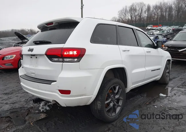 1C4RJFBG2MC831554: 44095868