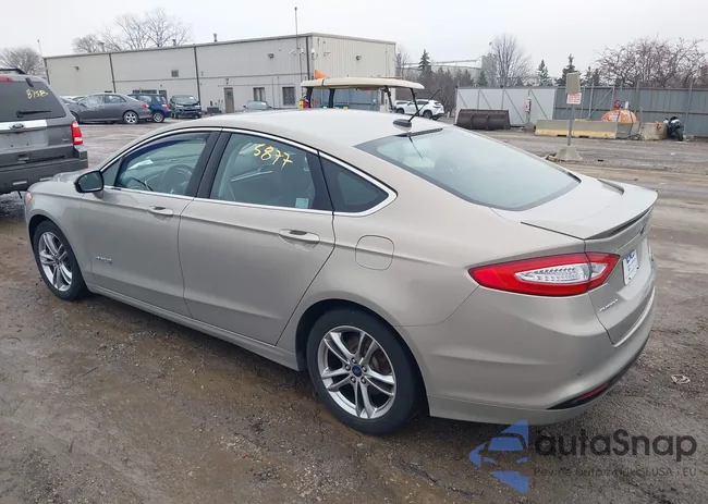 3FA6P0RU7FR172732: 44095877