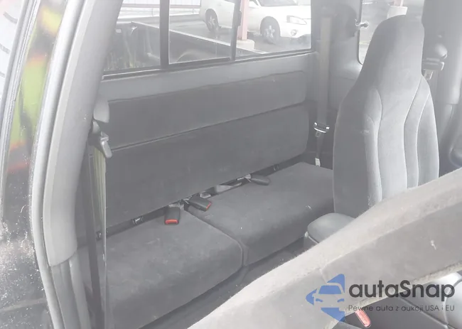 1B7GG22X9YS800229: 44095946