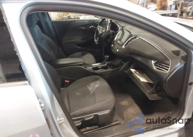 1G1ZE5ST0HF255696: 44095951