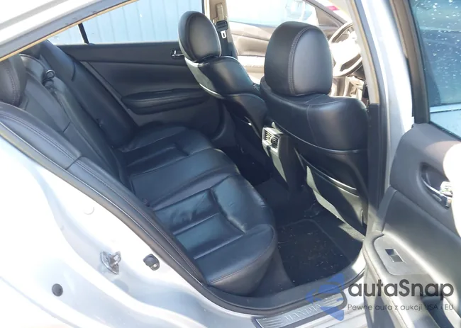 1N4AA5AP1AC845570: 44096115