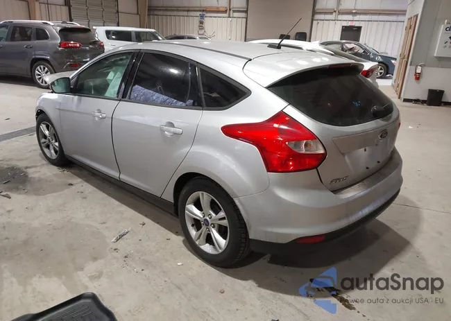 1FADP3K26EL237892: 44095153