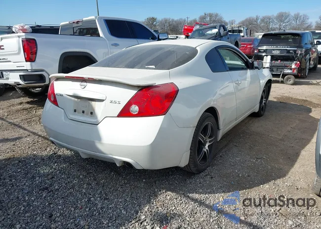 1N4AL2EP1CC257531: 44095214