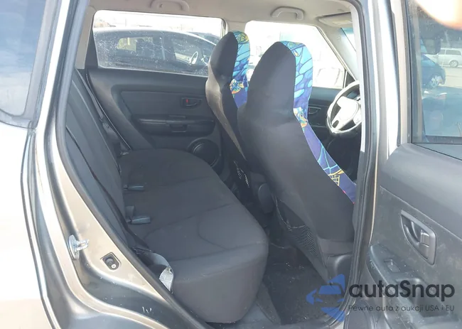 KNDJT2A57D7606099: 44095241