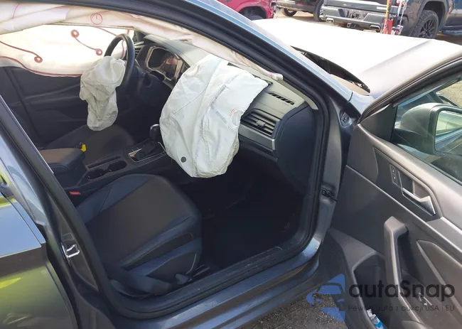 3VWCB7BU5LM042503: 44095314