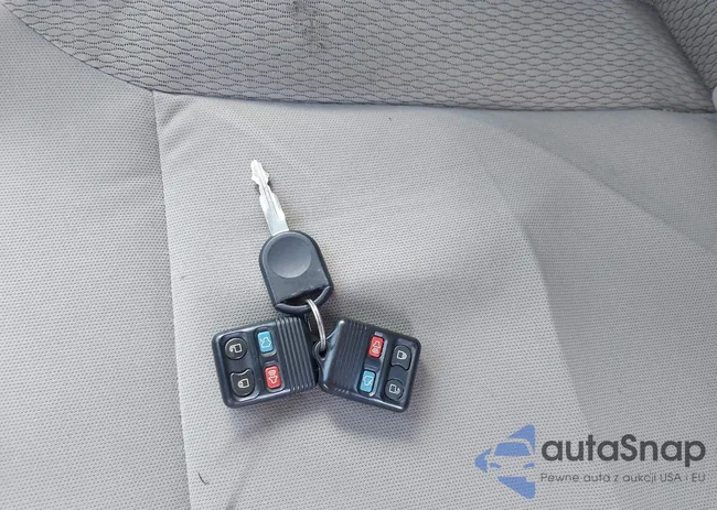 1FAHP3GN0BW153811: 44095329