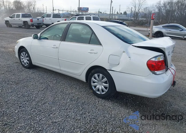 4T1BE32K45U381924: 44095346