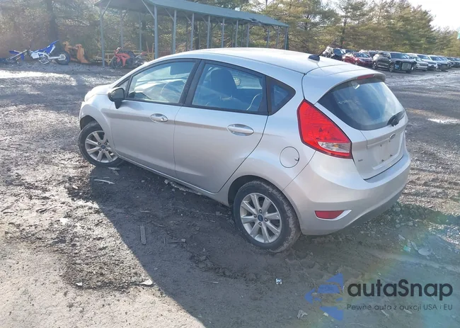 3FADP4EJXCM106825: 44095400