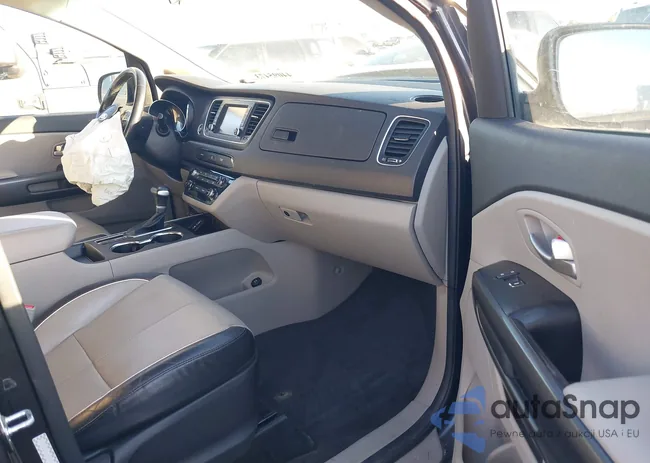 KNDMB5C13L6576969: 44095473