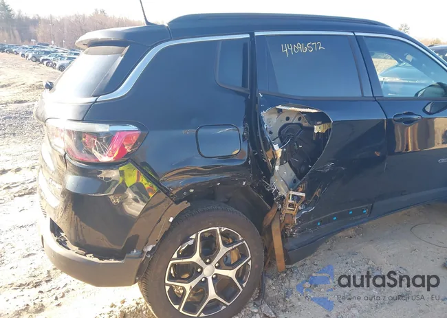 3C4NJDCN1RT164424: 44096572