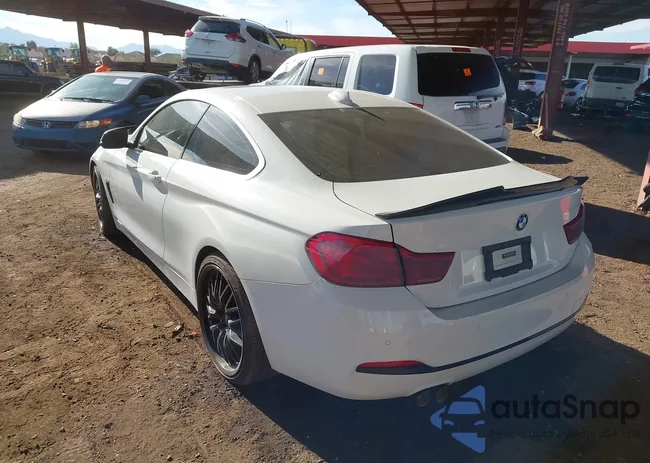 WBA4W3C51JAC97204: 44096668