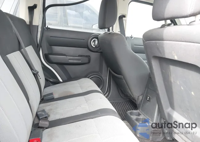 1D8GU28K69W511034: 44096727