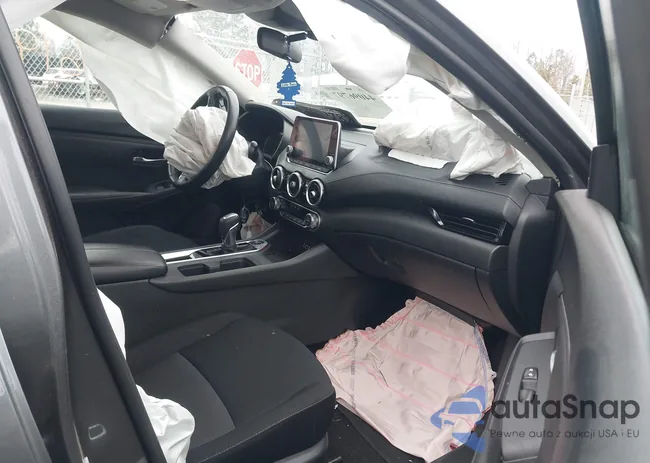 3N1AB8CV6PY317093: 44096797