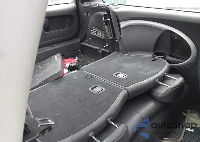 WMWMM3C51ATP75399: 44096834