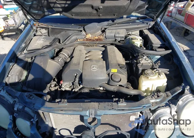 WDBJF65J61B226071: 44096841