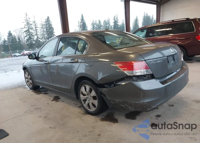 1HGCP2F85AA084377: 44096907