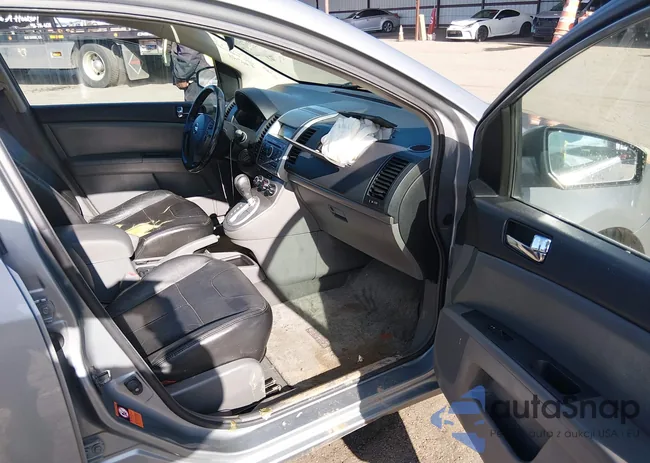 3N1AB61E77L697307: 44097044