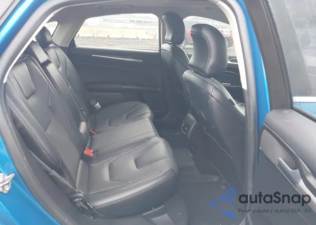 3FA6P0SU3KR258401: 44097046