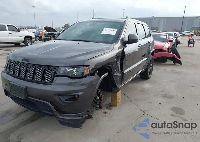 1C4RJEAG9MC844670: 44097049