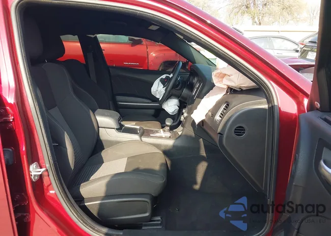 2C3CDXCT4PH687414: 44097069