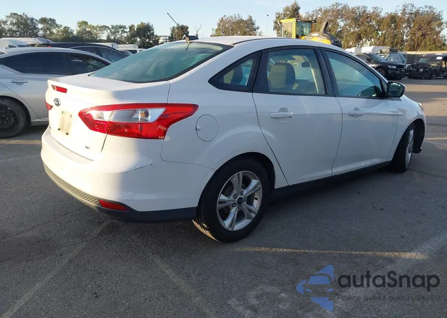 1FADP3F22EL346201: 44097071