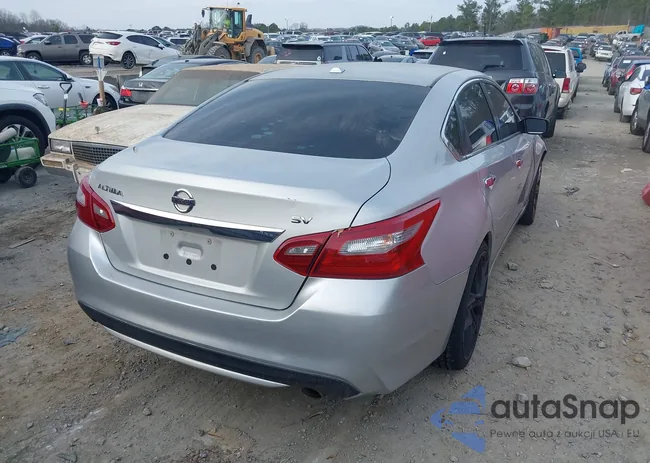 1N4AL3AP1JC153680: 44097094