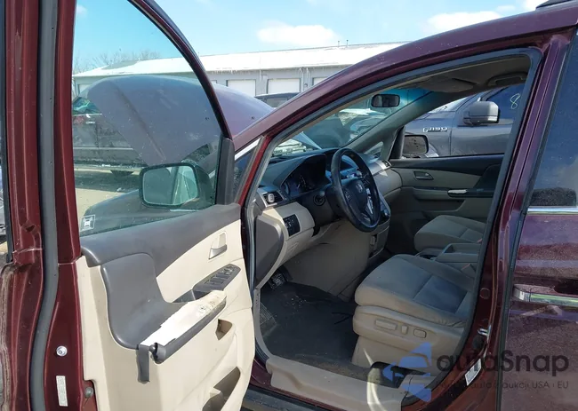 5FNRL5H4XBB063601: 44096147