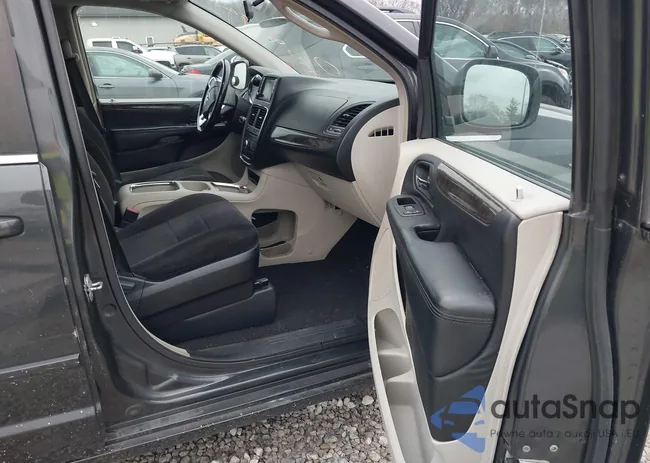 2D4RN5DG3BR706968: 44096174