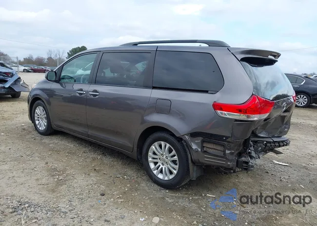 5TDYK3DC8ES502097: 44096305