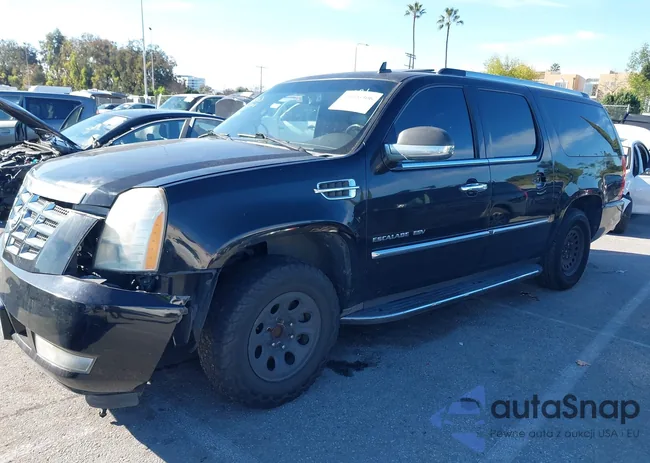 1GYS3HEF2BR217425: 44096306