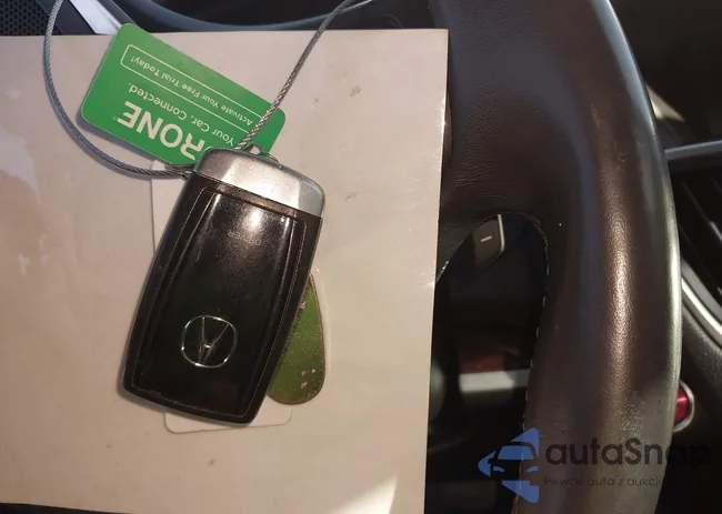 19UUB1F30FA025522: 44096365