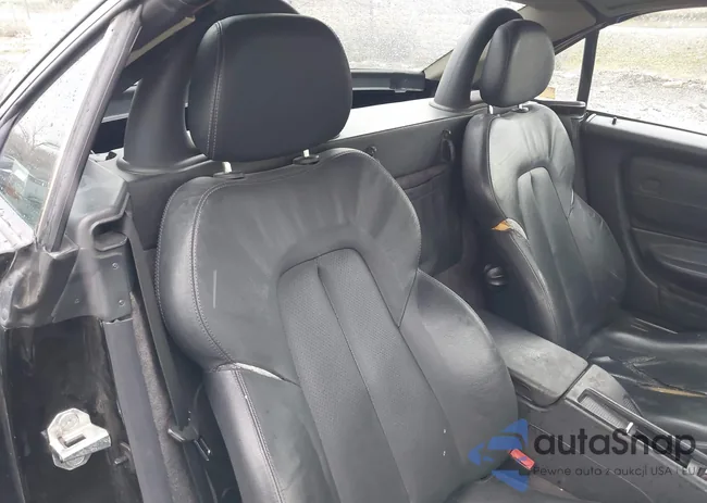 WDBKK47F4WF007641: 44096432