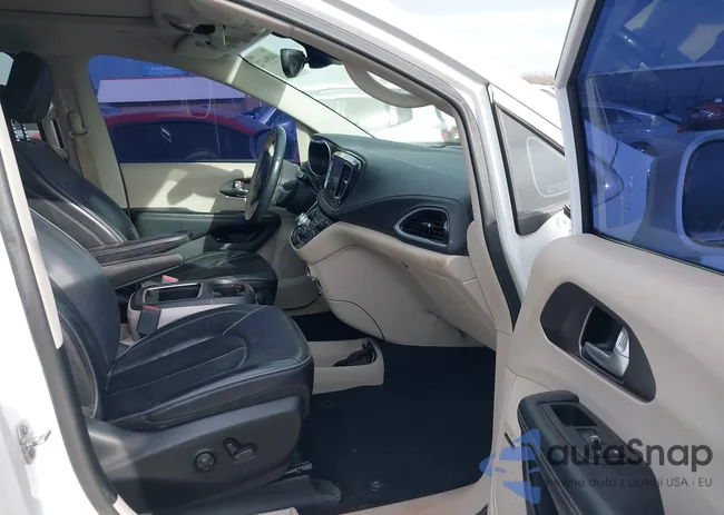 2C4RC1N78JR214476: 44096472