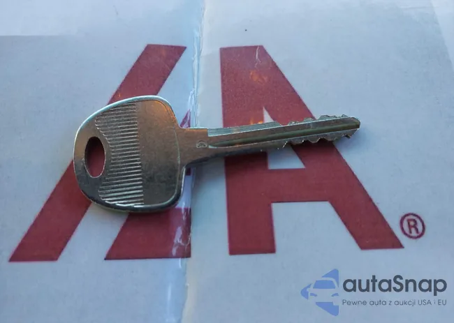 KMHDU46D88U275929: 44097560