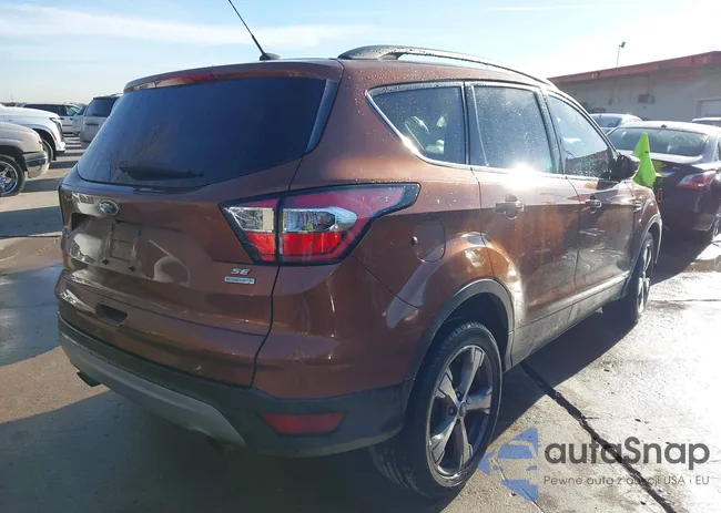 1FMCU0GD1HUD53230: 44097675