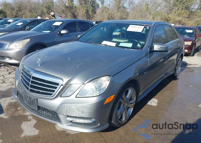 WDDHF5KB6CA520995: 44097702