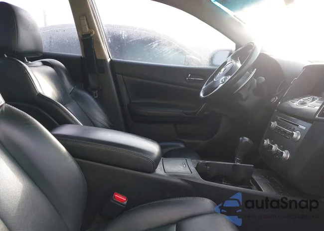 1N4AA5AP0EC451550: 44097703