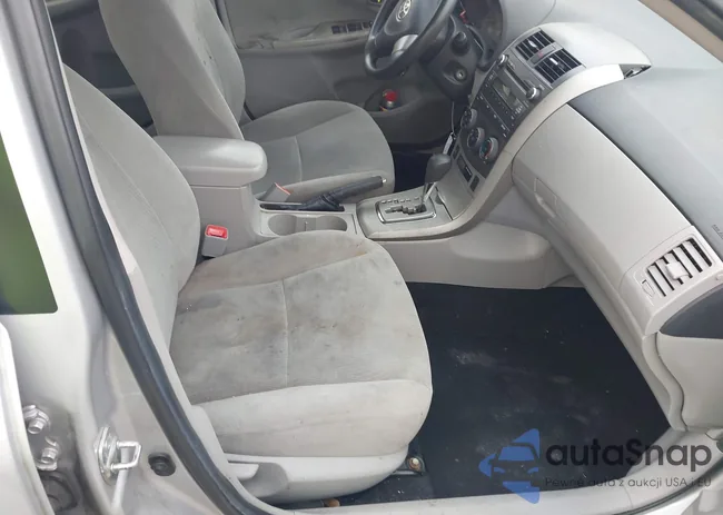 2T1BU4EE7BC621155: 44097738