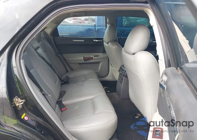 2C3LA63H16H272354: 44097742