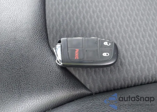 3C4NJDBBXNT199982: 44097785