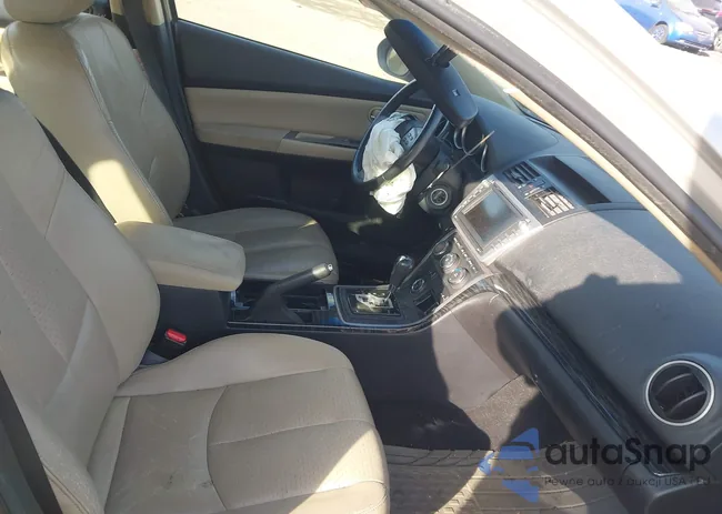 1YVHP82B095M28236: 44097795