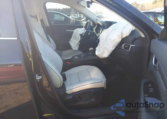 JM3KFBCL4S0675126: 44097840