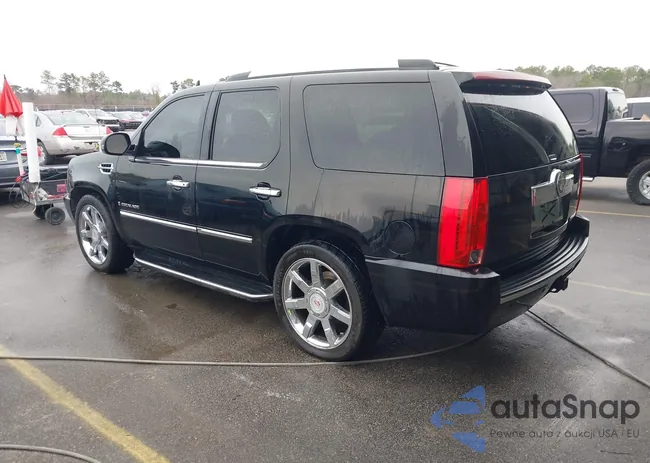 1GYEC638X8R168070: 44097871