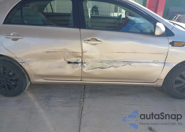 2T1BU4EE2BC635674: 44097914