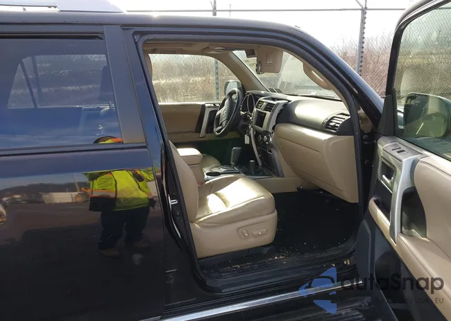 JTEBU5JR2C5092500: 44097916