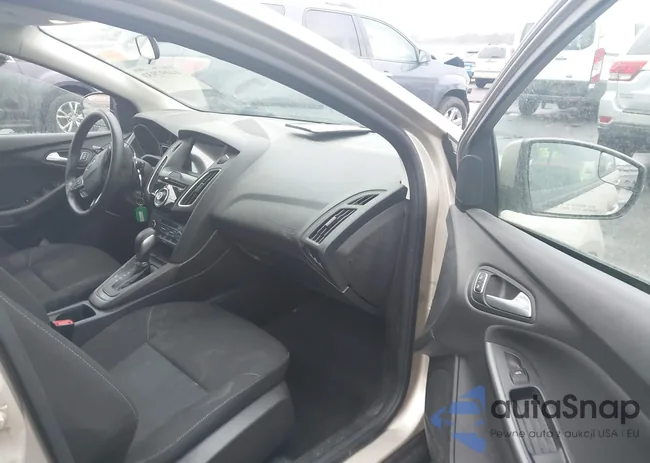 1FADP3M20JL235157: 44097930