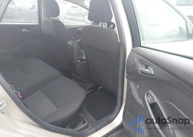 1FADP3M20JL235157: 44097930