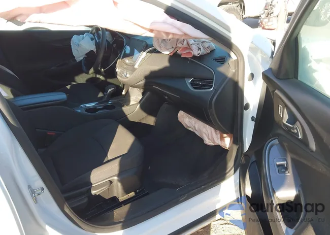 1G1ZD5ST4RF166511: 44097932