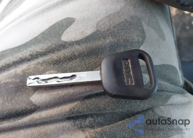 1GTV2UEC4FZ215413: 44097933