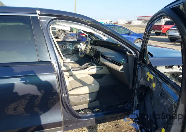 5LMPJ8JA8RJ822661: 44097934